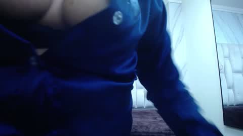 NICOL-JARAMILLO online show from January 7, 10:41 pm