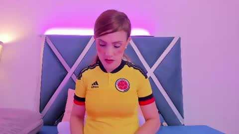 nicoll_89 online show from June 17, 12:07 pm