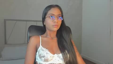 Nicol  online show from April 23, 3:19 am