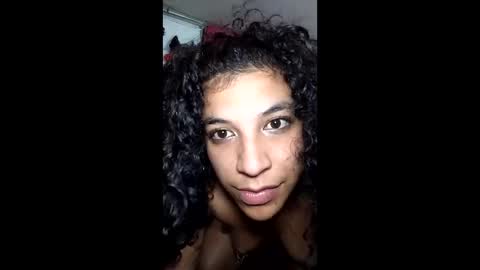 Nicoll Williams online show from April 25, 2:47 am