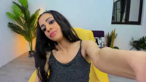 Nicole online show from April 19, 4:12 am