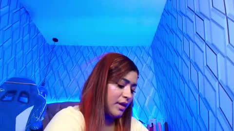 Nicolle Miley online show from November 15, 1:36 am