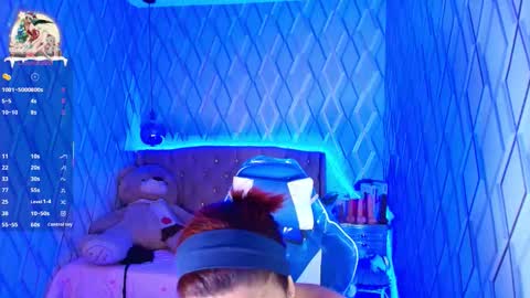 Nicolle Miley online show from November 17, 3:23 am