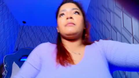 Nicolle Miley online show from December 1, 4:17 am