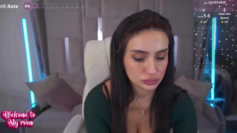 Nicole online show from November 12, 6:14 am