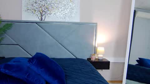 NicolRos online show from October 17, 11:57 am