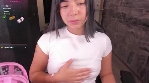 NicolRoss online show from October 9, 2:37 pm