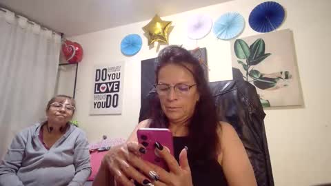 nicoltatiana_ online show from May 29, 11:36 pm
