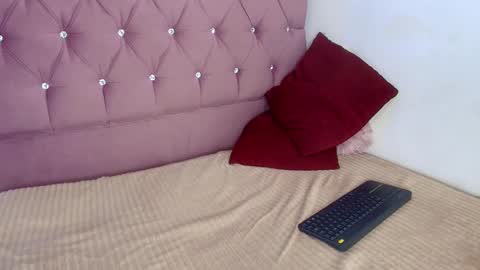 Snapshot of nicoo_2036 chatting on September 13, 1:38 am nicoo_2036 online show from September 13, 1:38 am