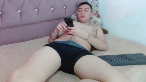 Snapshot of nicoo_2036 chatting on October 3, 2:25 pm nicoo_2036 online show from October 3, 2:25 pm