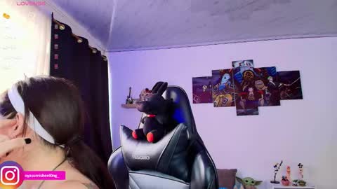 Lizzie online show from March 15, 9:10 pm