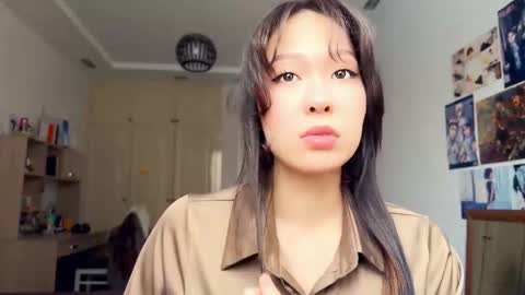 Snapshot of nievesshippey chatting on February 17, 4:42 am Hanna online show from February 17, 4:42 am