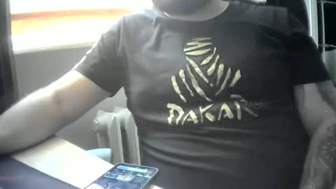 Niewidoczny online show from September 12, 1:33 pm