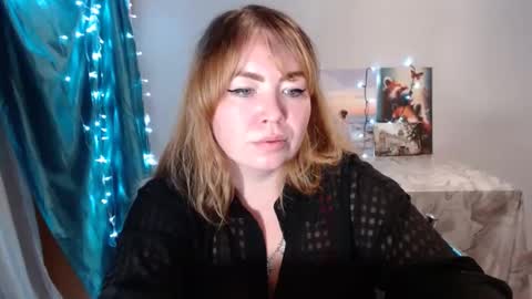 Snapshot of nightlaura chatting on January 13, 12:51 am nightlaura online show from January 13, 12:51 am