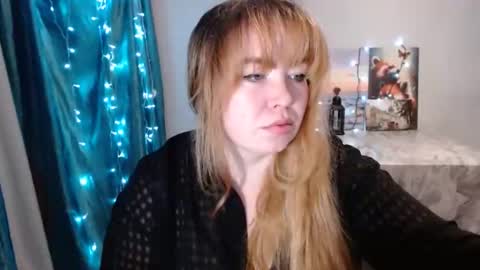 Snapshot of nightlaura chatting on January 14, 3:22 am nightlaura online show from January 14, 3:22 am