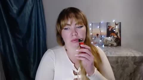 Snapshot of nightlaura chatting on January 18, 3:31 am nightlaura online show from January 18, 3:31 am
