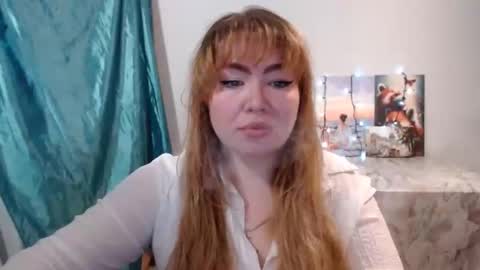 Snapshot of nightlaura chatting on January 19, 1:53 am nightlaura online show from January 19, 1:53 am