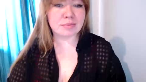 Snapshot of nightlaura chatting on March 12, 8:41 am nightlaura online show from March 12, 8:41 am
