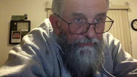 Snapshot of nightmoves1970 chatting on November 4, 3:49 am nightmoves1970 online show from November 4, 3:49 am