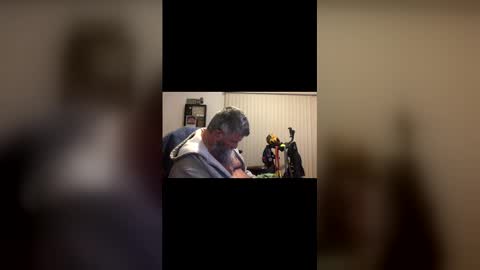 nightmoves1970 online show from April 14, 3:23 am