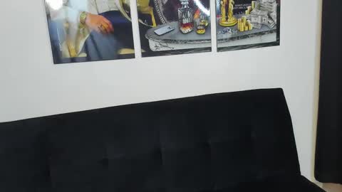 Snapshot of niico_santana chatting on October 10, 3:55 pm Niico online show from October 10, 3:55 pm