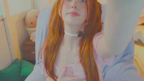 Snapshot of niilaa chatting on February 12, 4:24 pm of Nylasweet online show from February 12, 4:24 pm