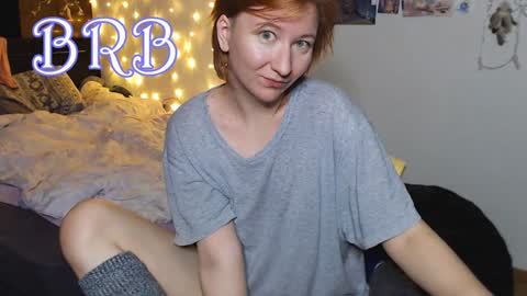 Snapshot of nika_fuchs chatting on December 8, 9:52 pm Nika online show from December 8, 9:52 pm