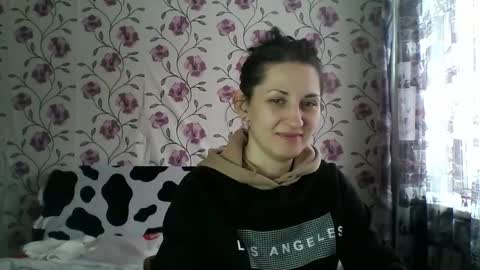 Snapshot of nika_smily chatting on November 28, 4:37 am nika_smily online show from November 28, 4:37 am