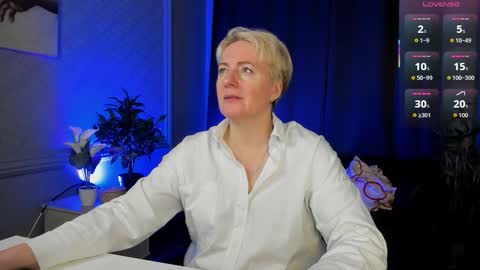 Snapshot of nika_smit chatting on February 27, 8:47 am Nika online show from February 27, 8:47 am