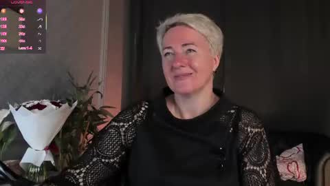 Snapshot of nika_smit chatting on July 25, 5:05 am Nika online show from July 25, 5:05 am
