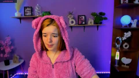 Little  Angel online show from April 4, 7:39 am