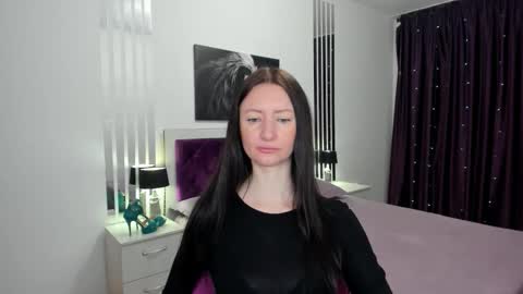 NikaLewis online show from February 20, 4:42 am