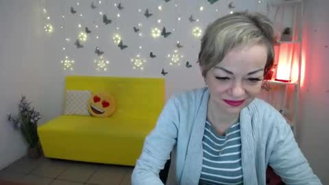 Snapshot of nikamayu chatting on May 7, 5:24 am Nika online show from May 7, 5:24 am