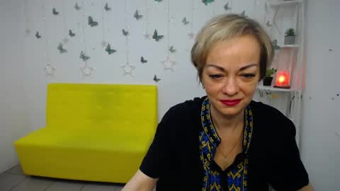 Snapshot of nikamayu chatting on May 14, 5:36 am Nika online show from May 14, 5:36 am