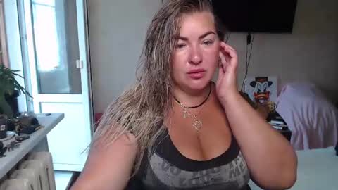 Snapshot of nikaskylink chatting on July 27, 4:52 am Nika online show from July 27, 4:52 am
