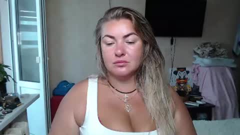 Snapshot of nikaskylink chatting on July 31, 5:07 am Nika online show from July 31, 5:07 am