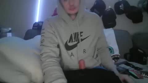 Snapshot of nikeair0628 chatting on March 1, 3:47 pm nikeair0628 online show from March 1, 3:47 pm