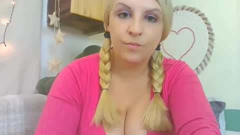 Snapshot of niki_leex chatting on September 17, 12:51 pm niki_leex online show from September 17, 12:51 pm
