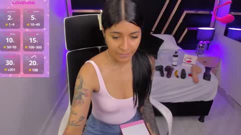 Niki online show from December 25, 9:43 pm