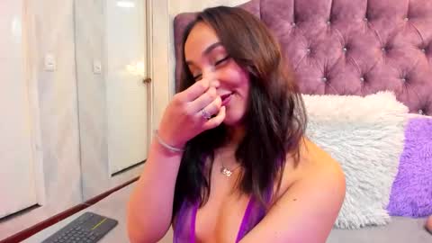 Nikki online show from January 14, 2:01 pm