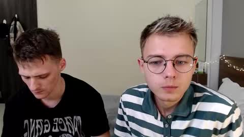 Snapshot of nikikerry_cum_ chatting on March 20, 1:38 pm nikikerry_cum_ online show from March 20, 1:38 pm