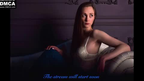 Snapshot of nikki_maks chatting on November 22, 6:56 am The next broadcast will be on at 900 UTC3 online show from November 22, 6:56 am