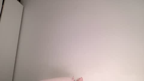 Snapshot of nikki_mi chatting on June 27, 12:22 pm Nikki online show from June 27, 12:22 pm