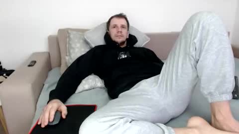 Nick online show from November 27, 8:05 am