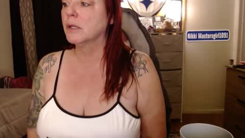 Nikki Mastersgirl1091 online show from December 13, 1:15 am