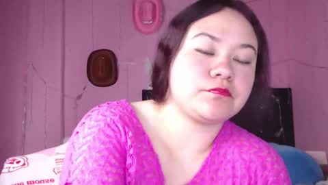Snapshot of nikkirous_ chatting on March 12, 4:35 pm Nikkirous online show from March 12, 4:35 pm