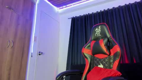   online show from April 23, 10:58 am