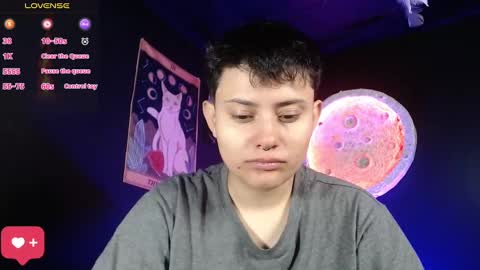 Snapshot of nikky_tomboy444 chatting on November 17, 12:55 pm Nikky online show from November 17, 12:55 pm