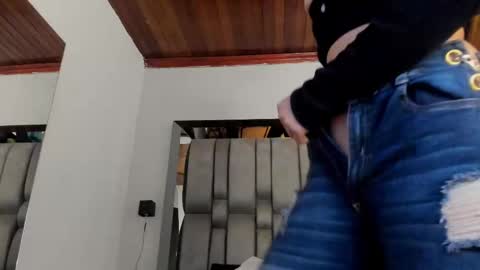 Snapshot of nikkysmiith chatting on November 3, 11:33 am online show from November 3, 11:33 am