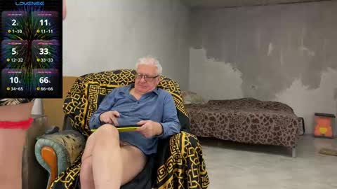 -NIKI-LIKA- online show from February 15, 10:00 am